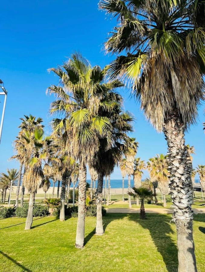Yacht Hotel Barcelona Sant Adrià de Besòs Exterior foto